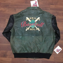 Load image into Gallery viewer, BRAD BENNETT STUDIOS CHICAGO. AMERICA'S BASEBALL TEMPLES LEATHER JACKET. SZ L