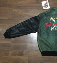 Load image into Gallery viewer, BRAD BENNETT STUDIOS CHICAGO. AMERICA'S BASEBALL TEMPLES LEATHER JACKET. SZ L