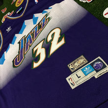 Load image into Gallery viewer, Karl Malone #32 Utah Jazz Men's adidas Throwback Classics Swingman Jersey Size Large